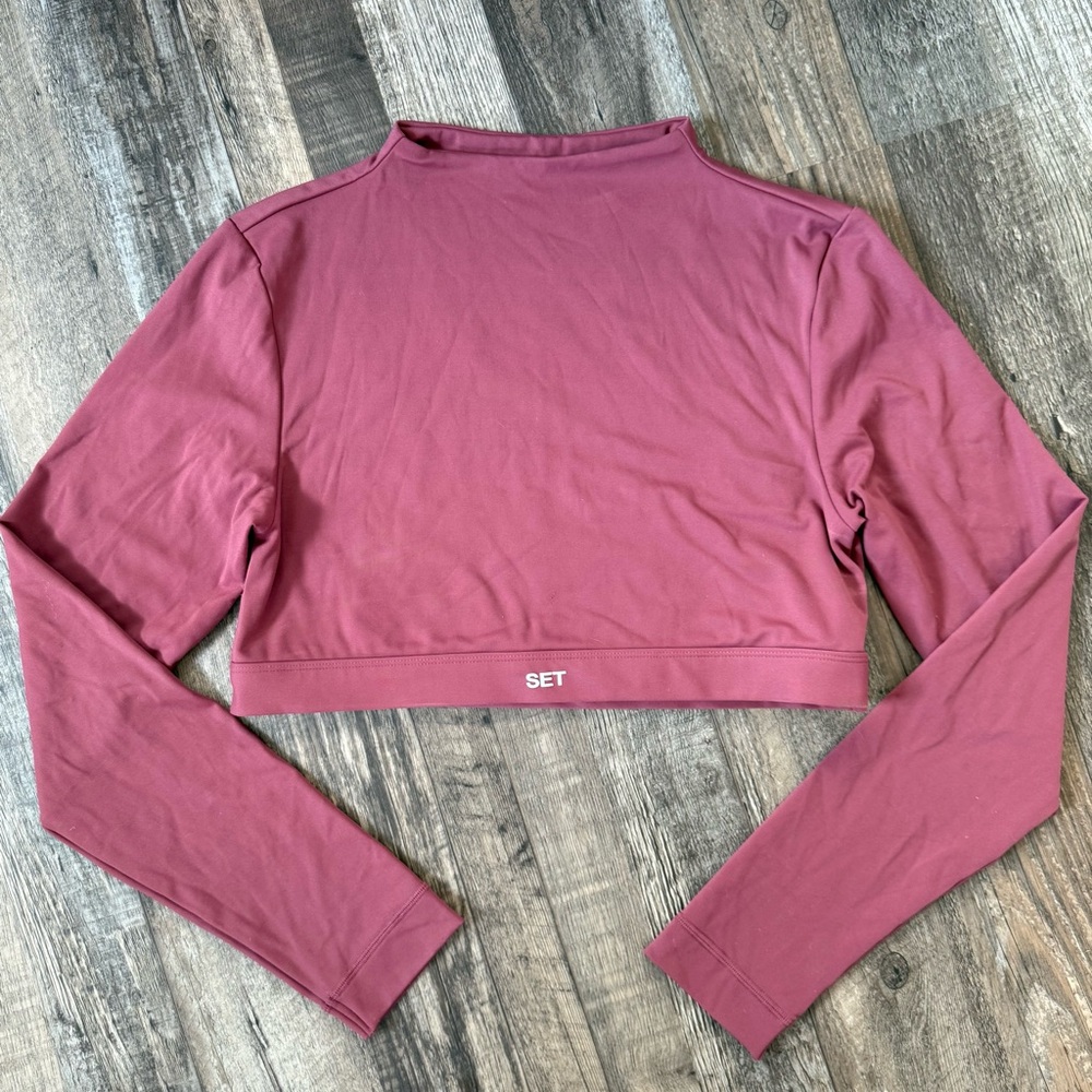 SET active work out Long Sleeve mock neck Crop Top
